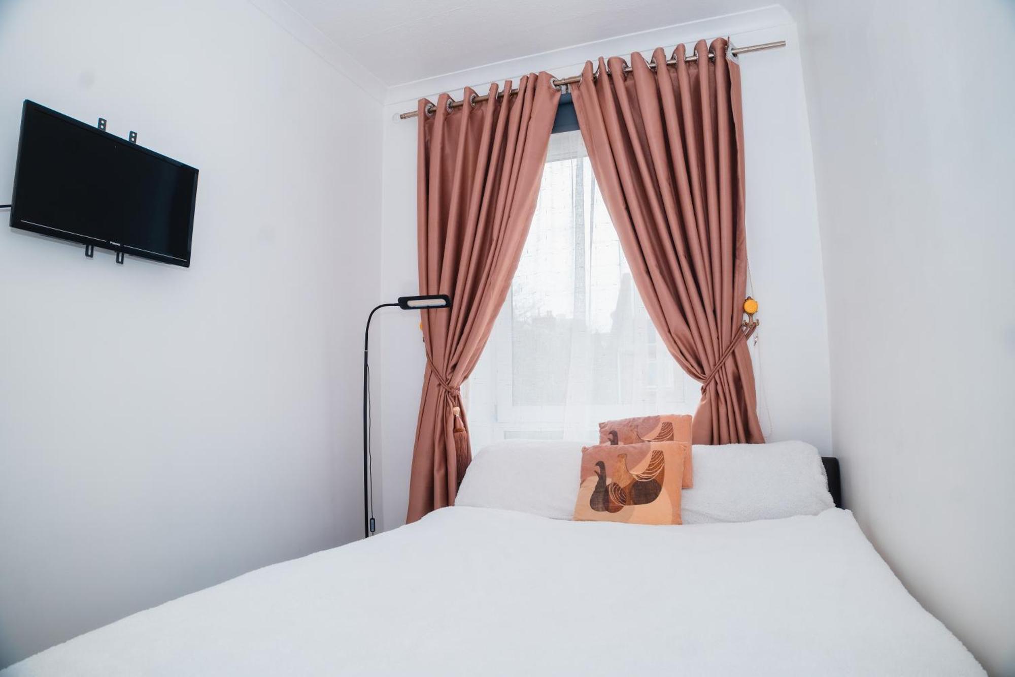 Entire Fabulous 2Bedroom First Floor Flat Located Within Close Proximity To City Centre & University Of Aberdeen With Private Parking Luaran gambar